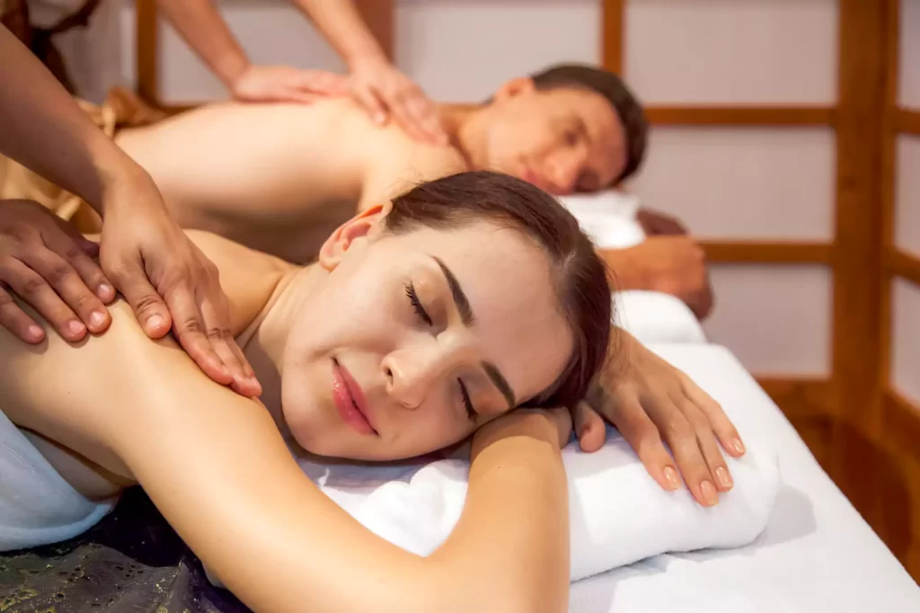 Relaxing Oil Body Massage